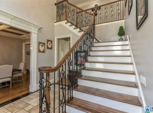 5609 Barclay Cir, Trussville, AL 35173