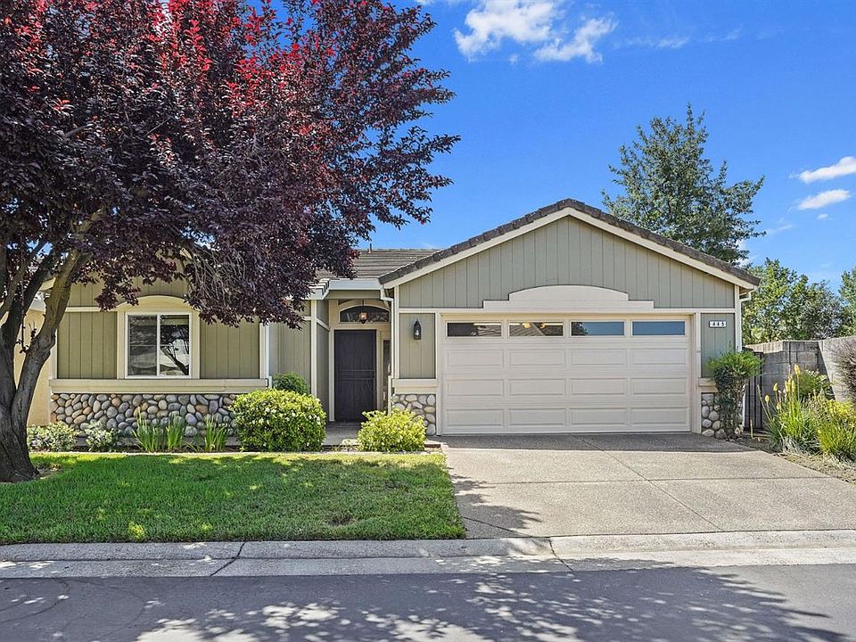 1st image of 445 Elegance Pl