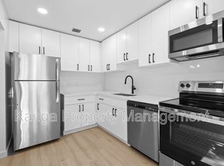 800 Tropic Blvd APT B, Delray Beach, FL 33483
