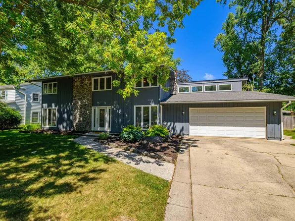 6615 Monarch Dr, Fort Wayne, IN 46815