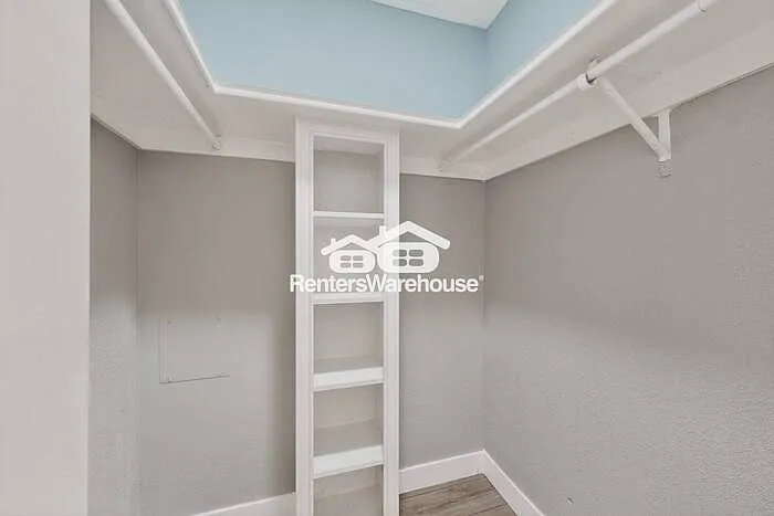 1002 Westminster Ln — Photo 30