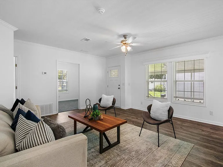 1284 Plymouth Pl — Photo 26