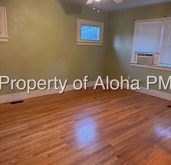 2730 W Heron St — Photo 2