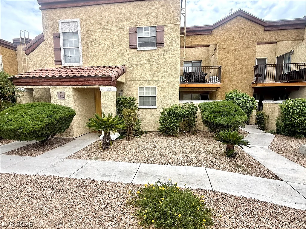 2801 N Rainbow Blvd — Photo 3