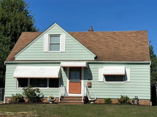 409 E 310th St, Willowick, OH 44095