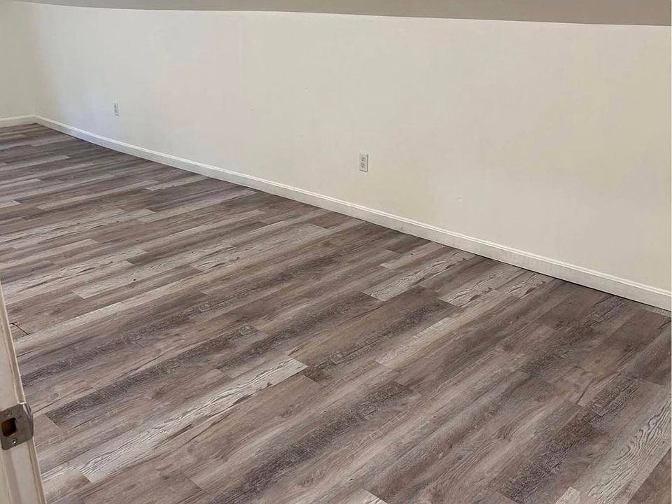 2nd image of 99 Gamage Ave