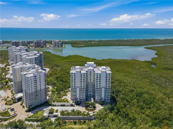 265 Indies Way #1004, Naples, FL 34108