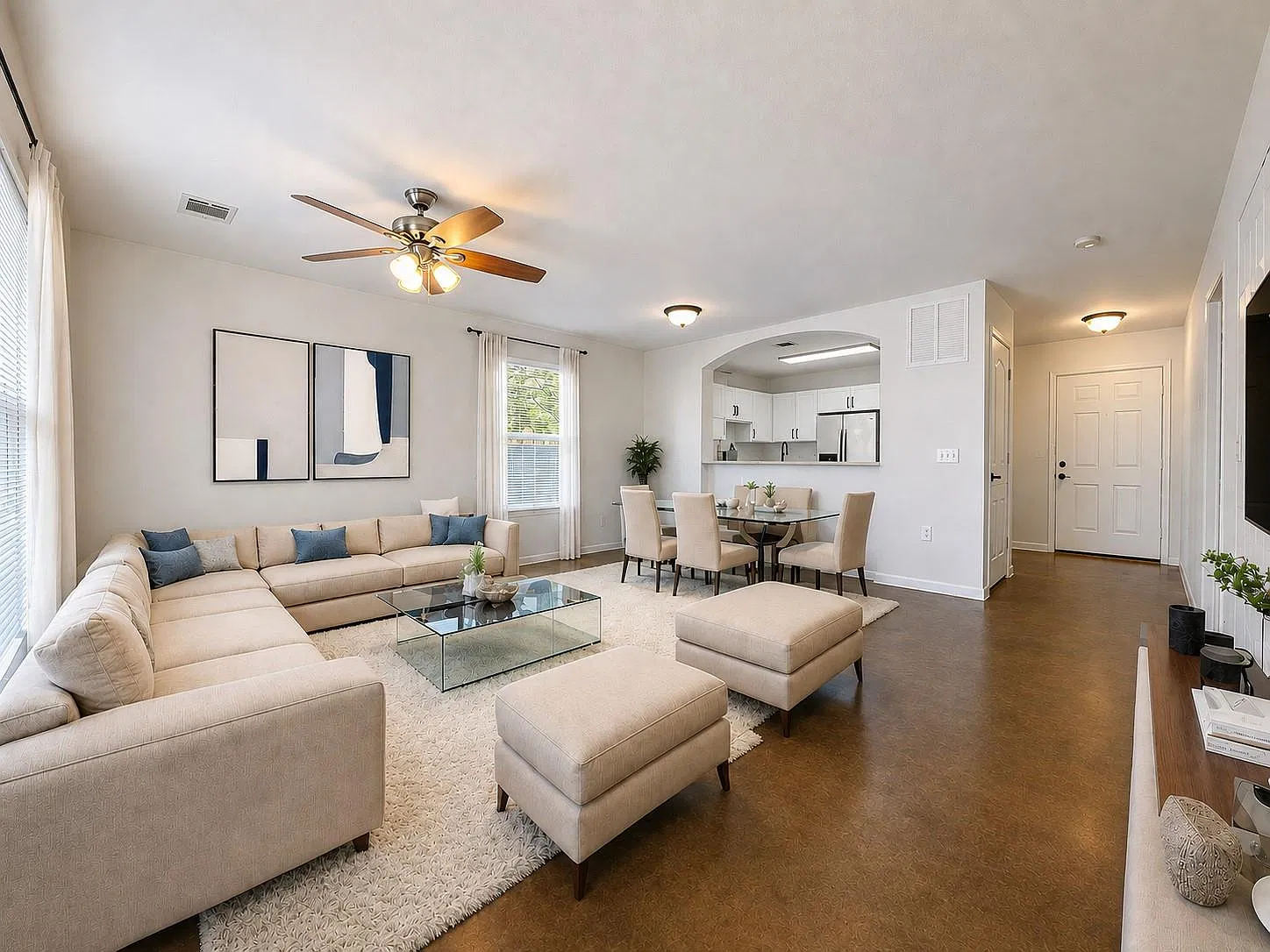 3 bed, 2.0 bath, 1596 sqft, $1,900 — Photo 2