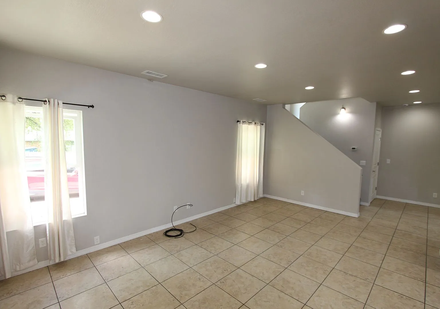 $500 Move-In Special | 3-Bedroom Home with Private Bathrooms | Flexible Lease Terms — Photo 2