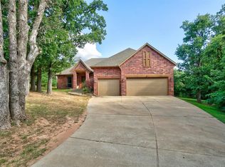 12442 Spring Cir, Guthrie, OK 73044