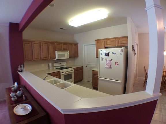4th image of 13770 Wilshire Way
