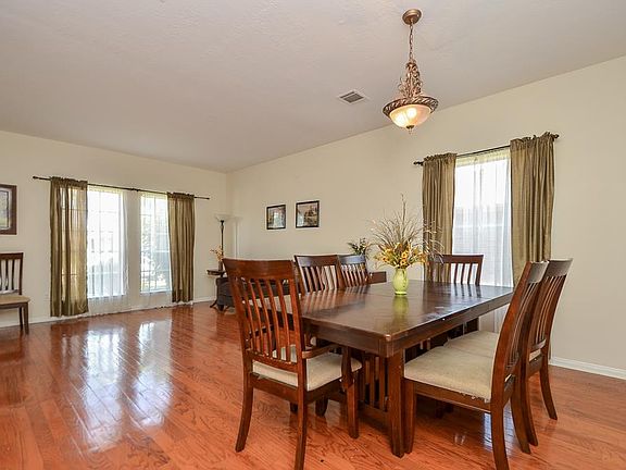 4th image of 4918 Lochman Ln