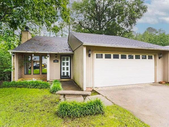 55 Oak Forest Loop, Maumelle, AR 72113