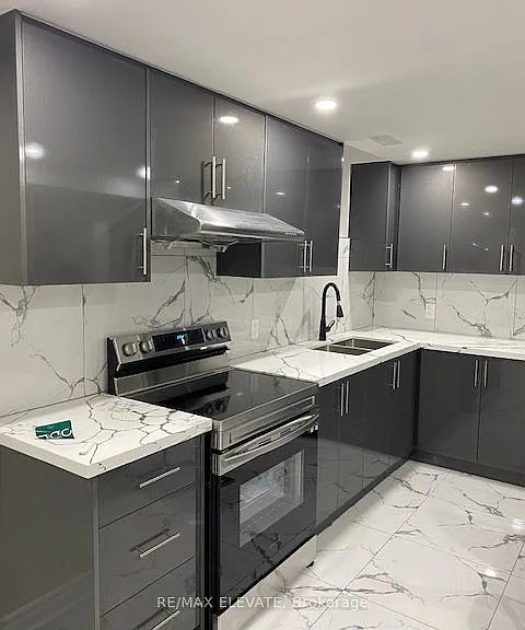 273 Richardson St #BASEMENT — Photo 16