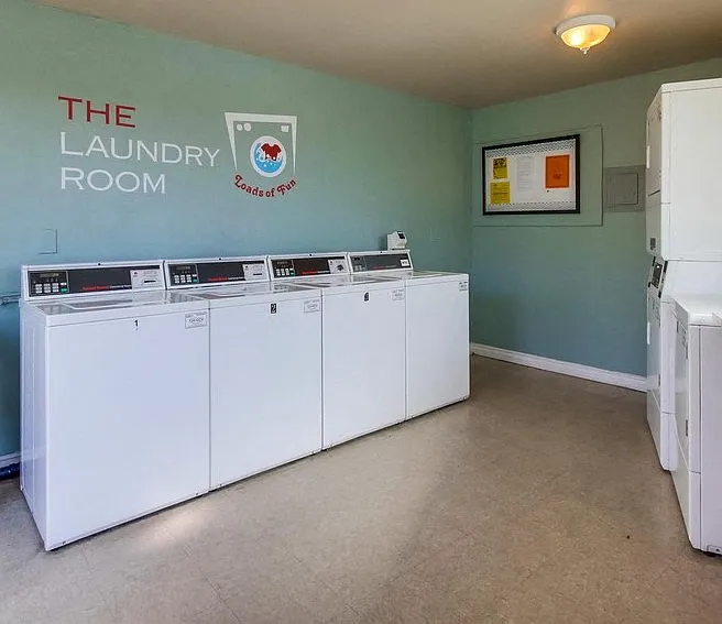 Mesa Vista Apartment Homes — Photo 14