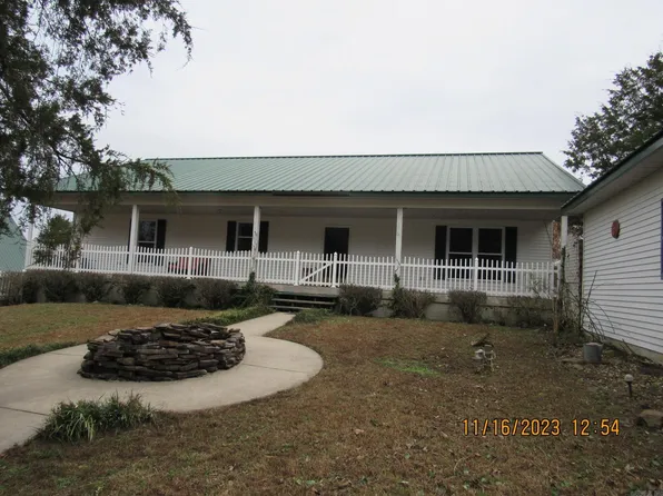 50 Devils Bluff Dr, Greers Ferry, AR 72067