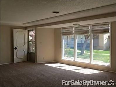 Formal Front Room - Sourthern Exposure
						:
						Over-Sized and Waiting for your Personal Touch