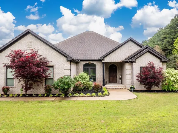 706 Southwood Ln, Cabot, AR 72023