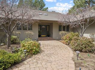 20400 Keystone Ct, Bend, OR 97702