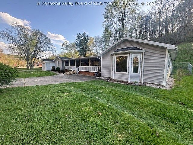 1st image of 3399 Howells Mill Rd