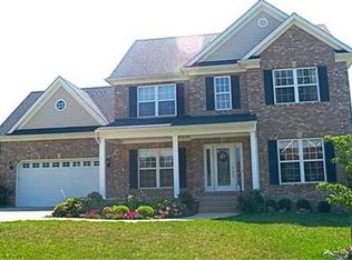 13504 Hunters Ridge Ct, Prospect, KY 40059