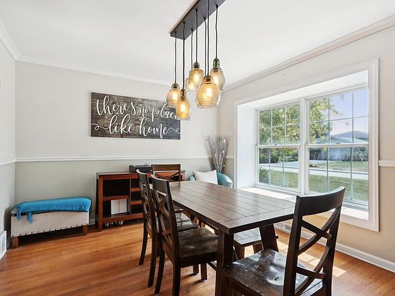 5th image of 6138 W 128th Pl