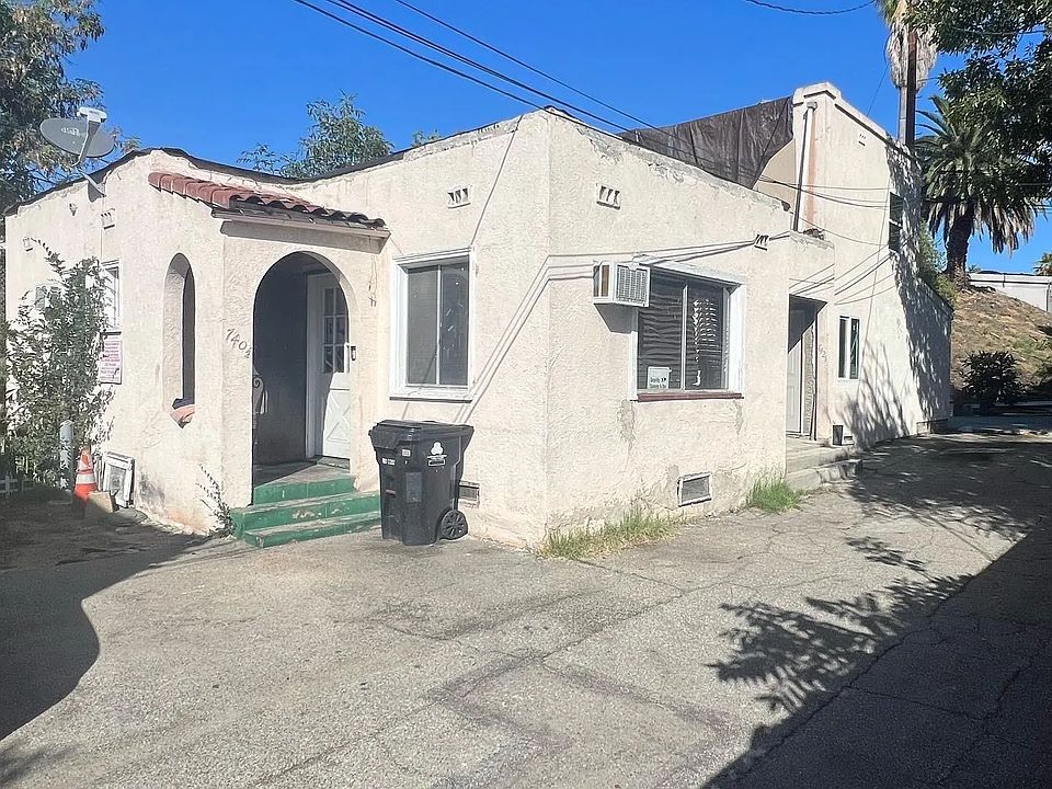 2nd image of 740 N Ardmore Ave