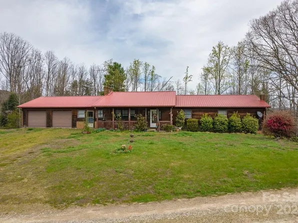 225 Frye Heights Ln, Taylorsville, NC 28681