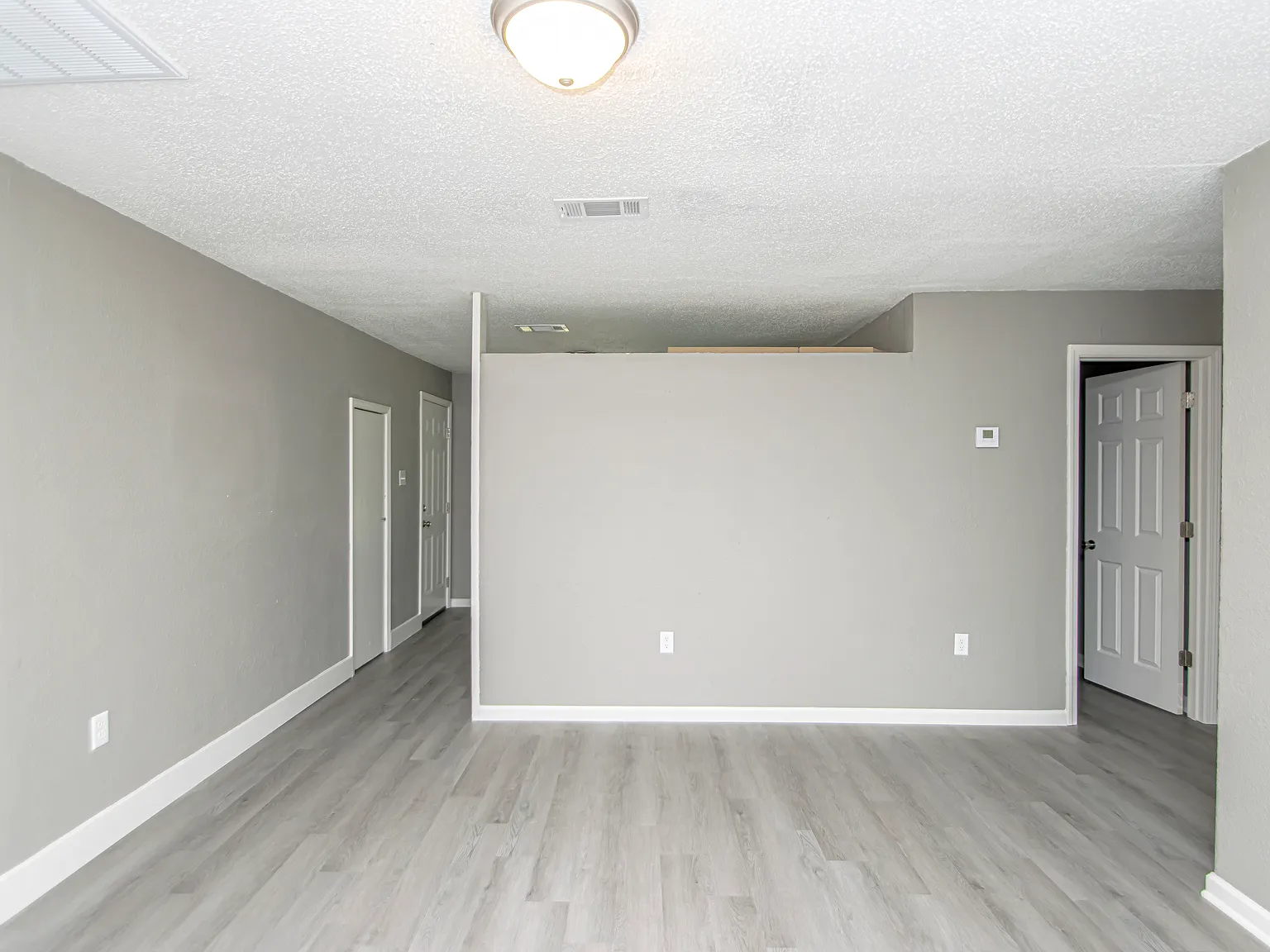 2 bed, 800 sqft, $950 — Photo 4