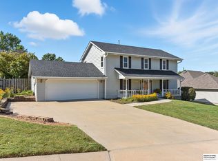 13441 Burdette St, Omaha, NE 68164