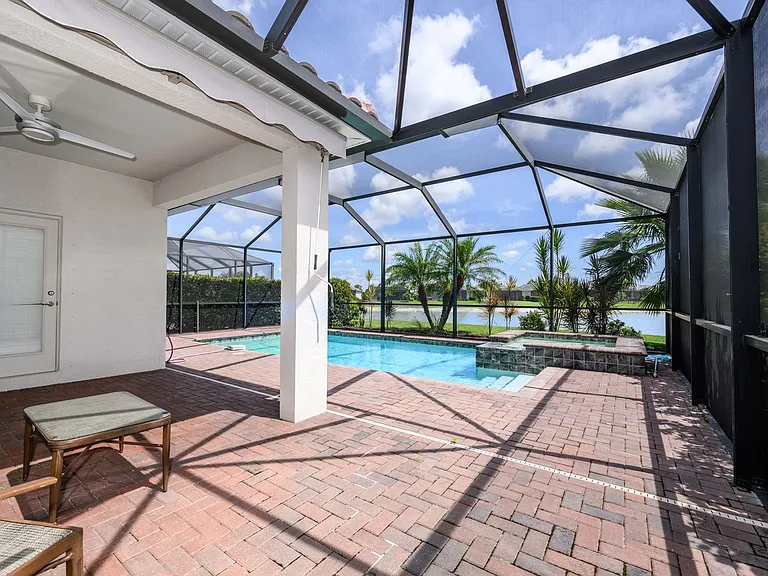 15145 Spanish Point Dr — Photo 48