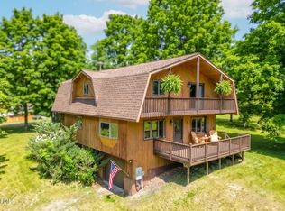 172 Palmer Rd, East Greenbush, NY 12061