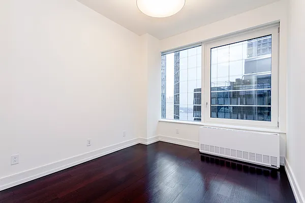 Rented by Mirador Real Estate | media 30