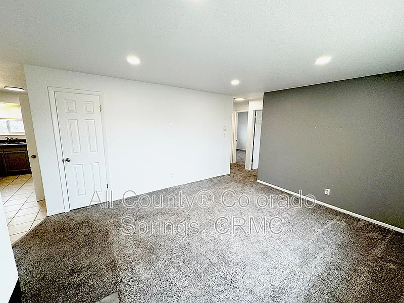 4995 Picturesque Cir #4