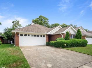 8182 Magnolia Village Dr N, Mobile, AL 36695