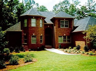 1845 W Farmville Rd, Auburn, AL 36830