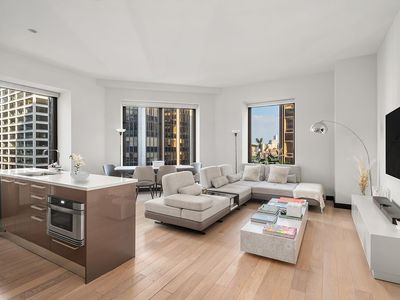 75 Wall St #22O, New York, NY, 10005