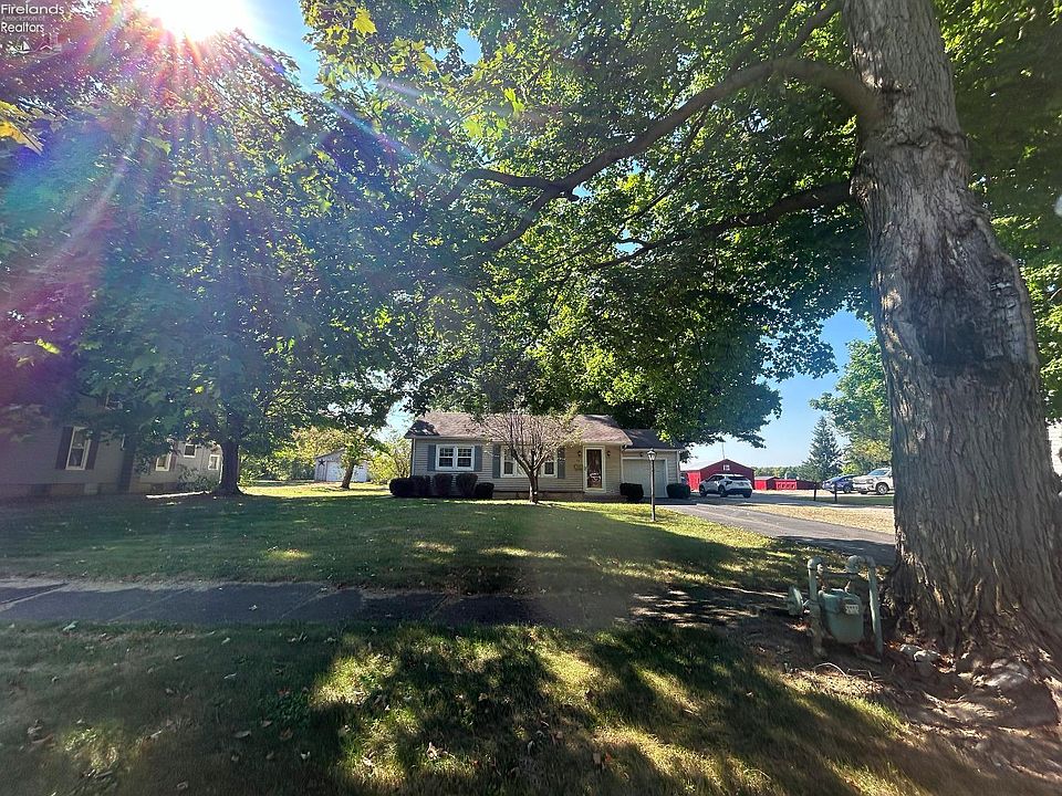 1st image of 69 Townsend St