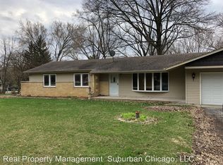 324 S Ela Rd, Inverness, IL 60010