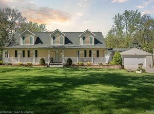 63870 W Eight Mile Rd, South Lyon, MI 48178