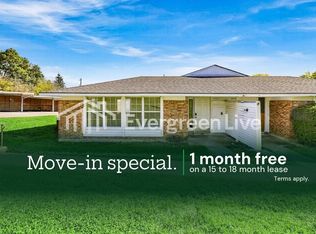5901 Troy Villa Blvd, Huber Heights, OH 45424