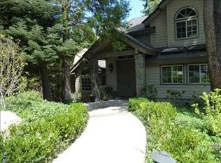 355 Cedar Ridge Dr, Lake Arrowhead, CA 92352