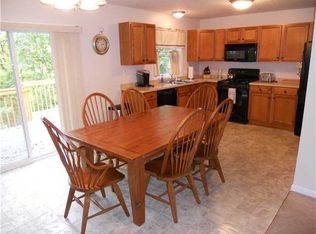 943 Bay Rd, Webster, NY 14580