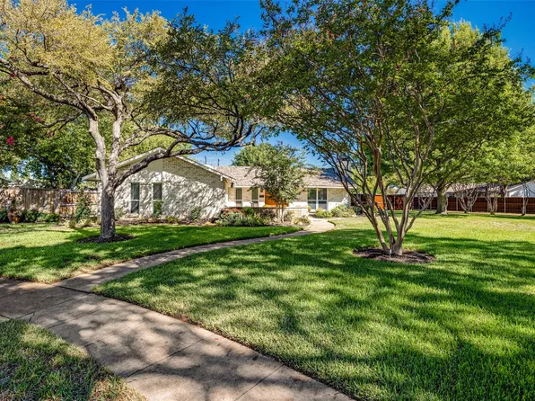 12555 Lochmeadows Dr, Dallas, TX 75244