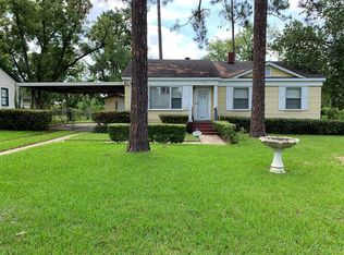 106 Shadowlawn Dr, Albany, GA 31707