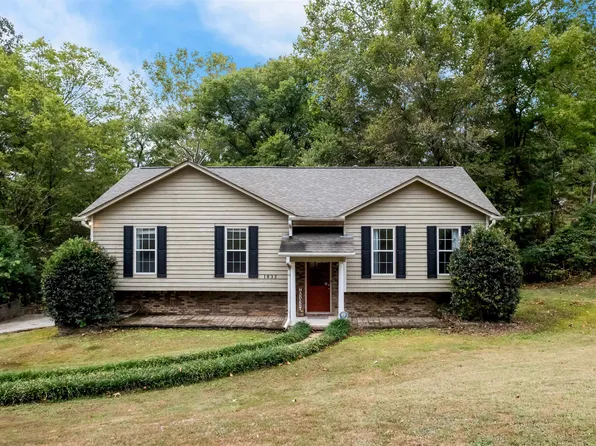 1833 Eastridge Dr, Birmingham, AL 35235