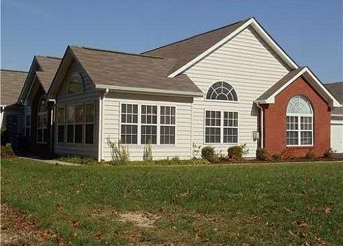 1st image of 164 Villa Dr