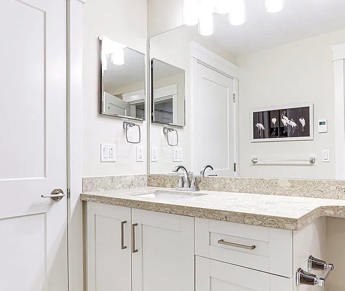 208b St — Photo 25