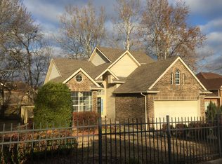 209 Cherry Hill Dr, Hendersonville, TN 37075