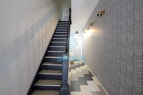 Rented by null | media 15